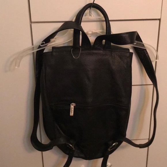 Leather black backpack - Picture 2 of 4